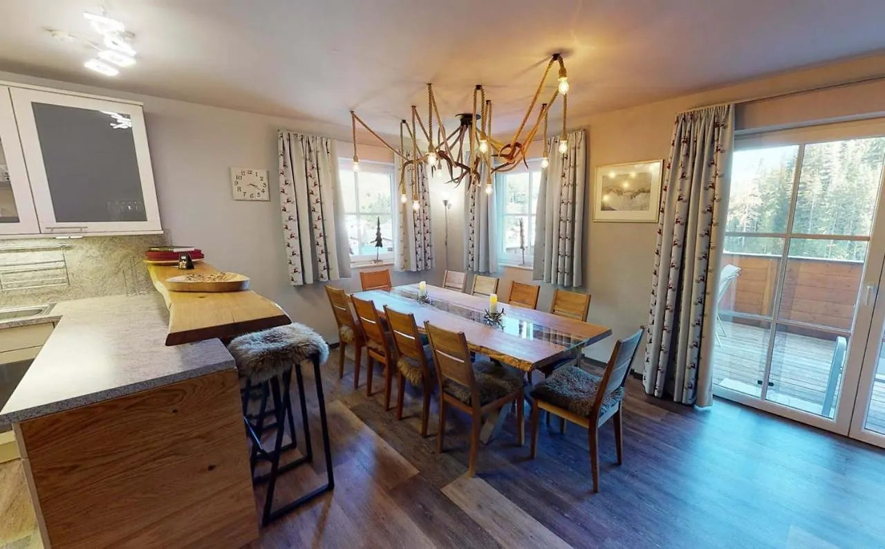 Apartment Ski In Ski Out Neu Und Gehoben Saalbach