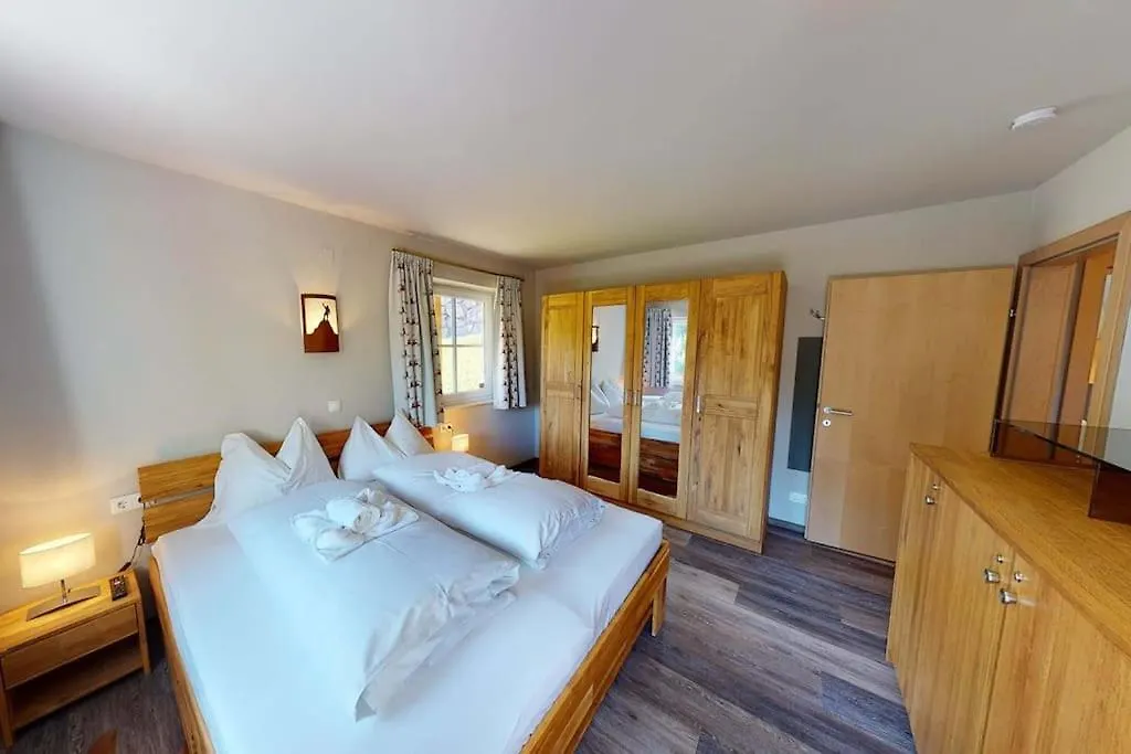 Apartment Ski In Ski Out Neu Und Gehoben Saalbach