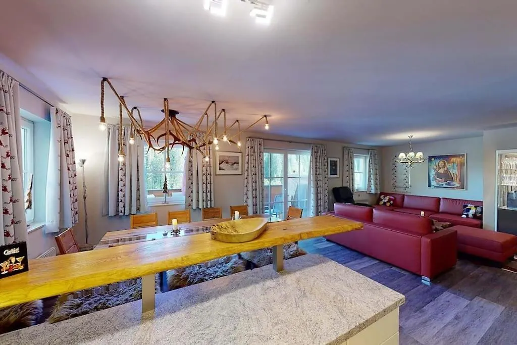Apartment Ski In Ski Out Neu Und Gehoben Saalbach Österreich