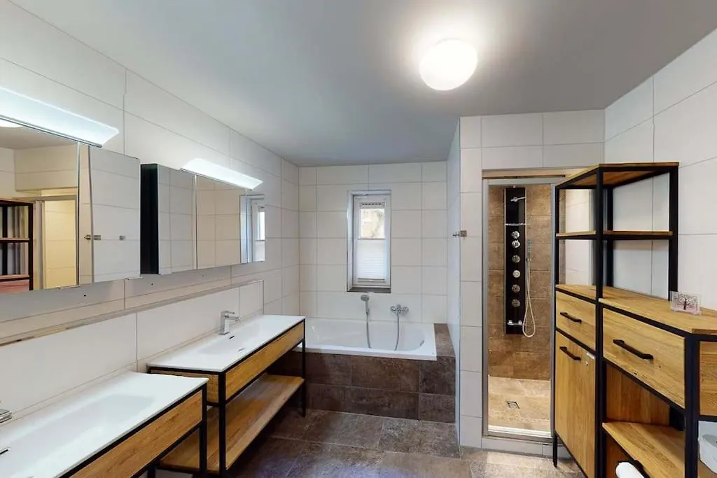 Apartment Ski In Ski Out Neu Und Gehoben Saalbach Österreich