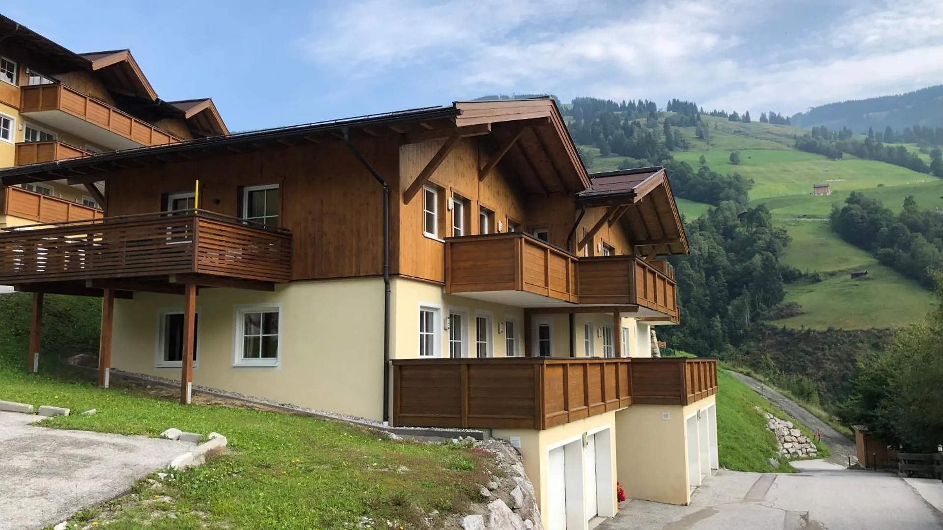 Ski In Ski Out Neu Und Gehoben Saalbach 0*,  Österreich